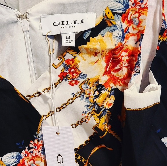 - NWT Sexy Gilli Dress / Medium - Picture 4 of 6